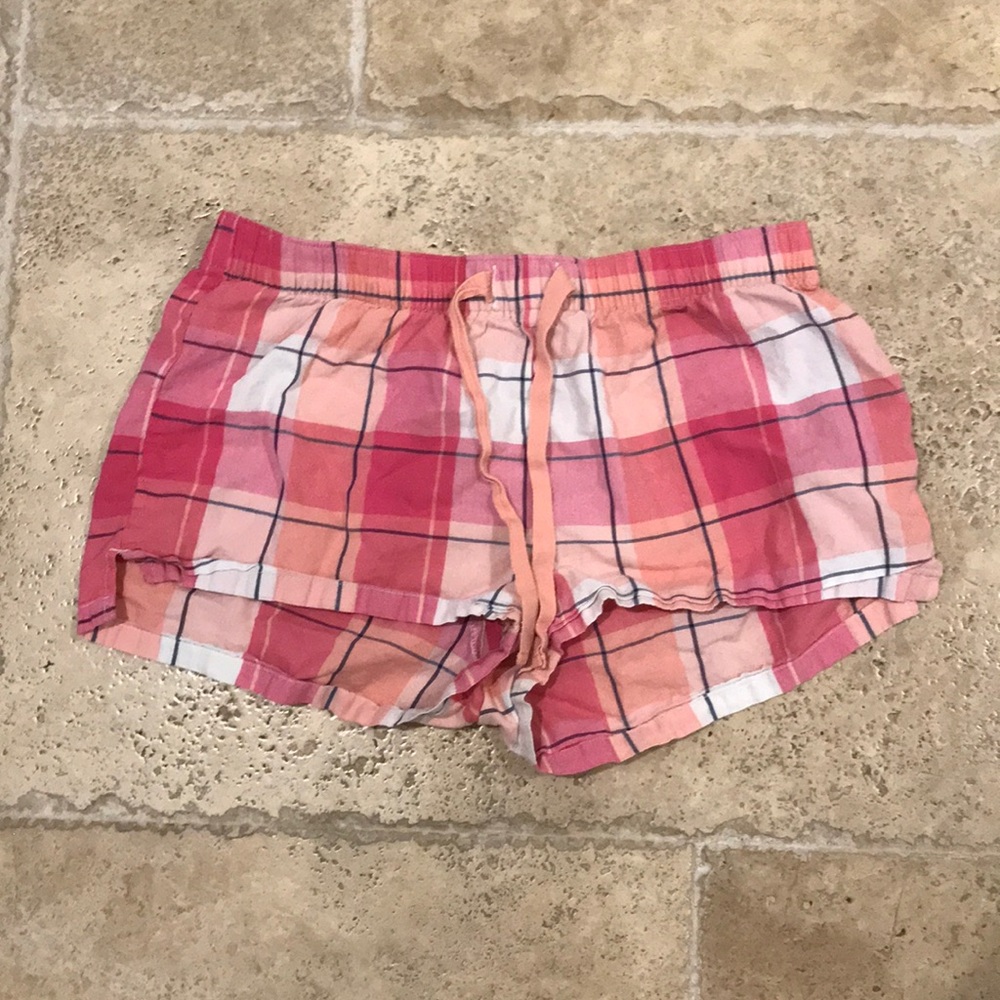 GapBody plaid pajama shorts
